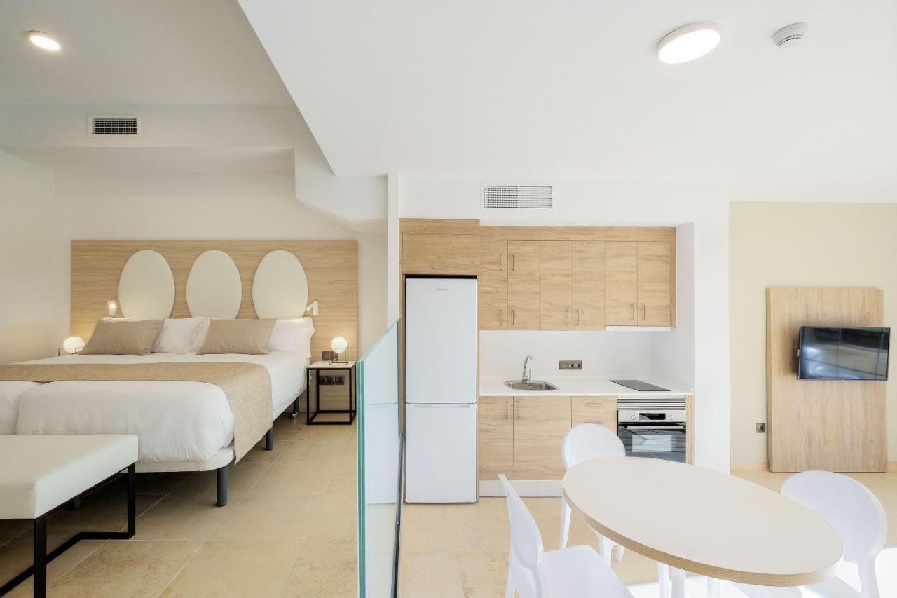 Envia Almeria Apartments Spa & Golf Aguadulce  Bagian luar foto