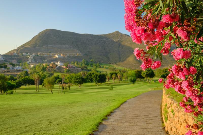 Envia Almeria Apartments Spa & Golf Aguadulce  Bagian luar foto